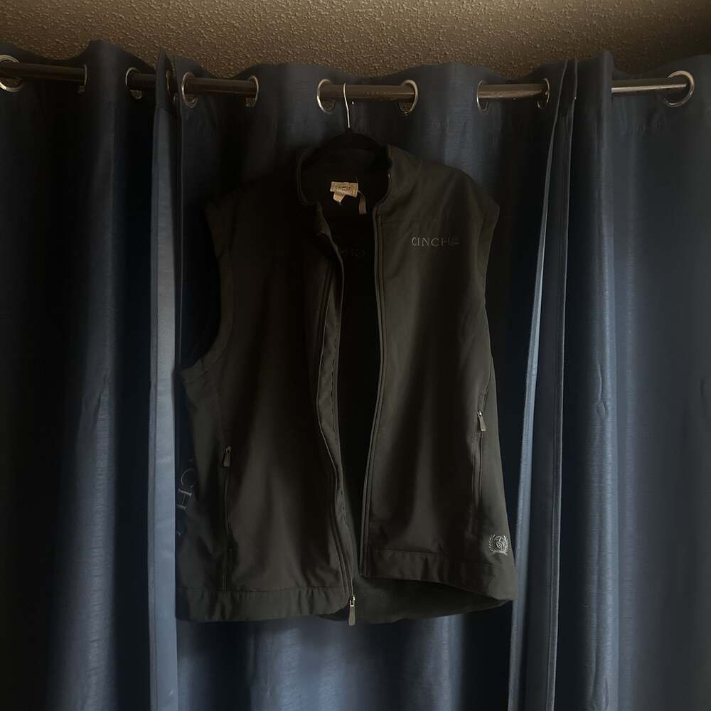 Cinch Men's Black Solid Bonded Vest